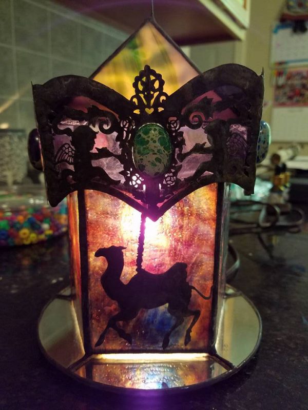 3D Stained Glass Carousel Light - Image 6
