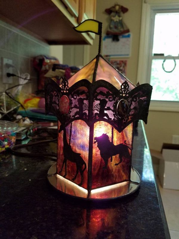 3D Stained Glass Carousel Light - Image 9