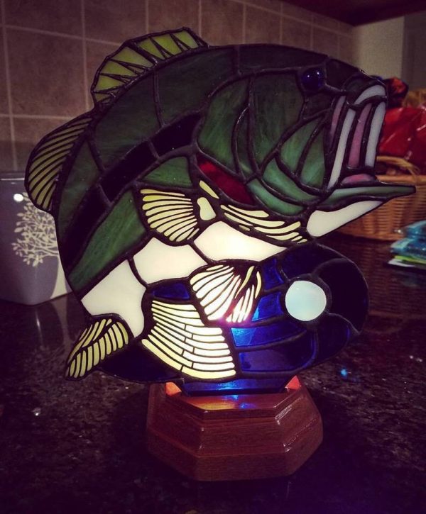 Bass Fan Lamp