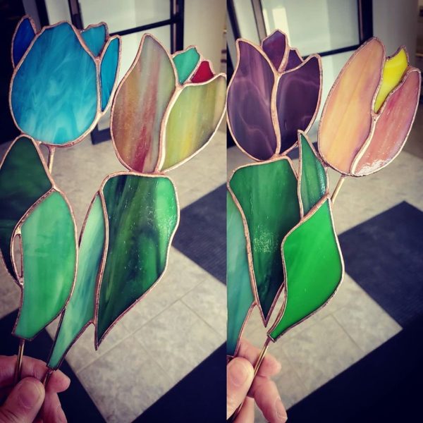 Single Eternal Tulip Garden Stake - Image 8