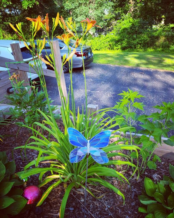 Jumbo Stained Glass BUTTERFLY Garden Stake - Image 4